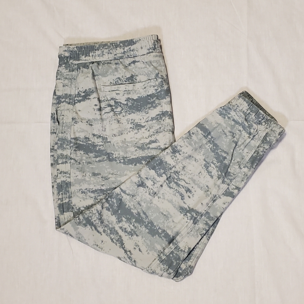 NWOT Athleta Farrallon Jogger Fog Camo Coastal Grey, Size XL